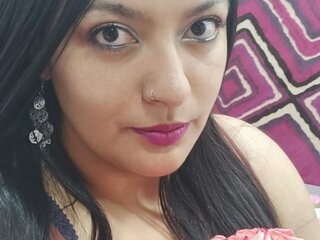 Shows live ChiaraVanegas